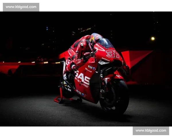 铁血入主 Tech3:斯泰纳发布会爆粗口掀 MotoGP 风云