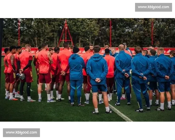 诺丁汉森林官宣季前赛强敌:挑战佛罗伦萨与沙特新贵!